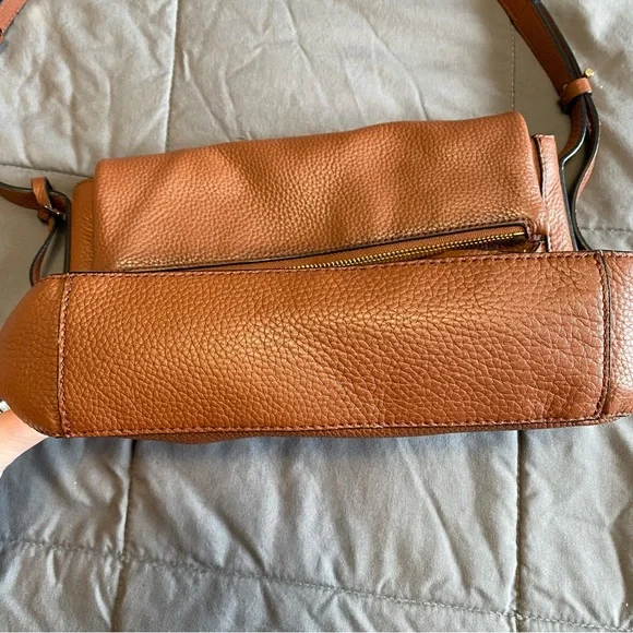 Vince Camuto Leather Foldover Purse Pine Cone Brown Snap Pocket Adjustable Strap - Picture 4 of 16